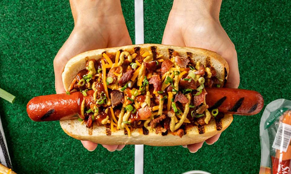 cowboy-chili-sausage-dog